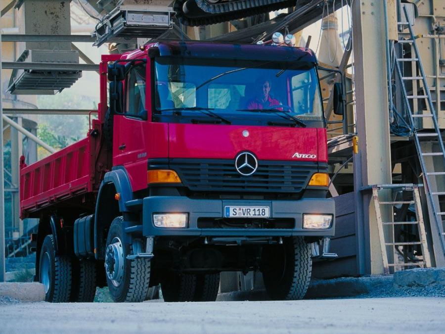 Mercedes-Benz Atego 1828 1998 года  (фото 9 из 24)